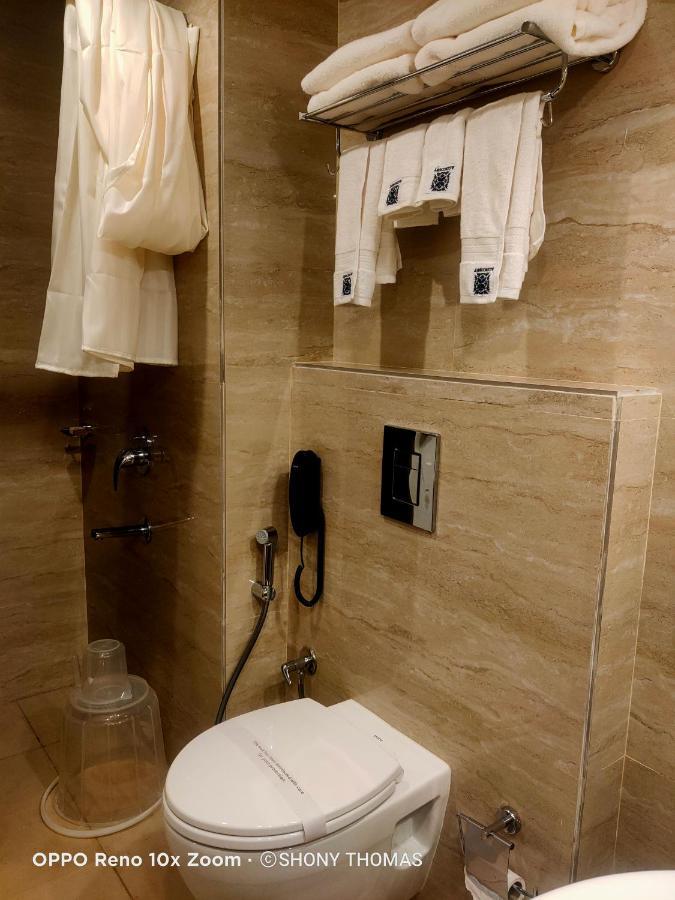Agincourt Kuttikkanam Hotel Pīrmed Eksteriør billede
